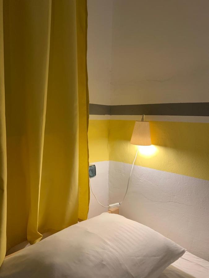 Viki Apartment Krakow Bagian luar foto