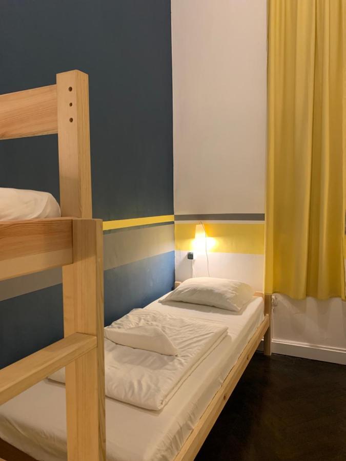 Viki Apartment Krakow Bagian luar foto