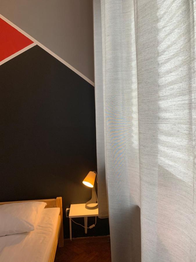 Viki Apartment Krakow Bagian luar foto